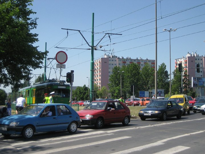 IMG_3028.JPG - Można było odnieść wrażenie, że policja kompletnie nie panowała nad tymi tłumami. Mam nadzieję, ze to tylko takie wrażenie